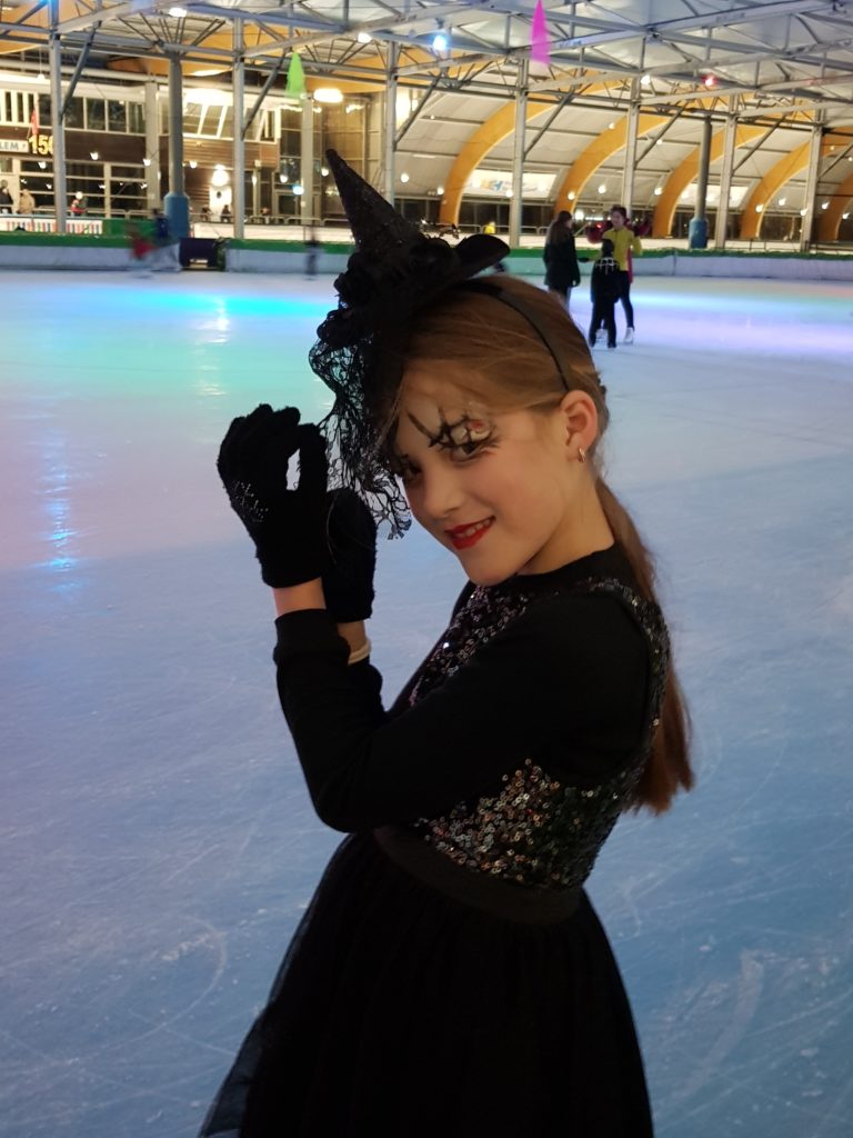 Laura Brito Liu * Kunstschaatsen * Figure Ice Skating – Laura