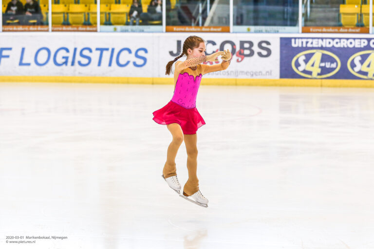 Laura Brito Liu * Kunstschaatsen * Figure Ice Skating – Laura