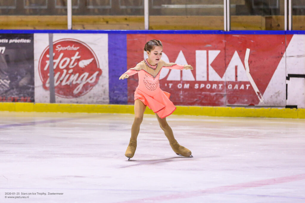 Laura Brito Liu - Brazilian figure skater